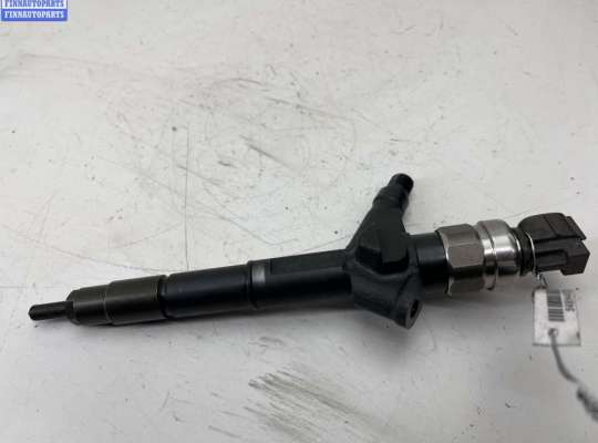 купить Форсунка топливная на Nissan Almera Tino