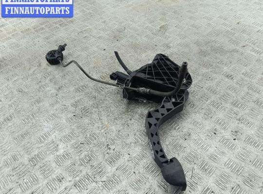 купить Цилиндр сцепления главный на Volkswagen Passat B6