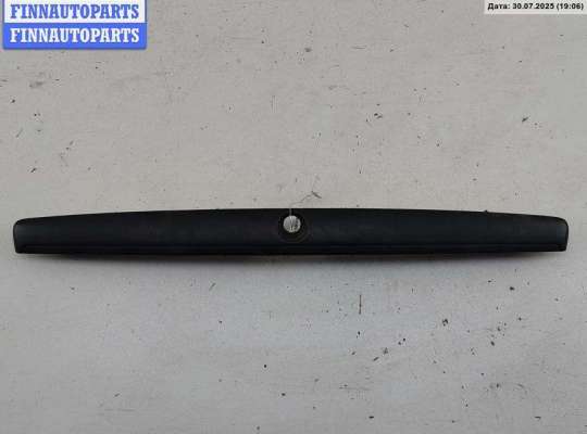 Накладка подсветки номера SK444489 на Skoda Octavia mk1 (A4)