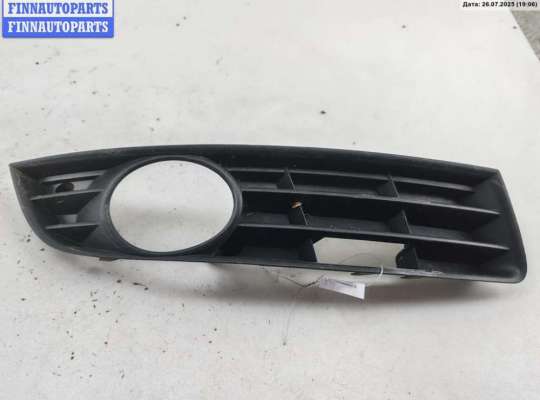Рамка фары противотуманной правой VG2397478 на Volkswagen Passat B6