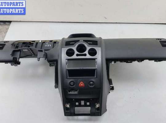 купить Панель приборная (торпедо) на Renault Megane II (2002-2008)