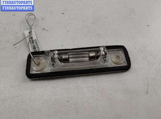 Планка подсветки номера на Opel Zafira A
