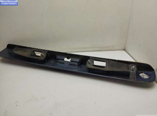 купить Накладка подсветки номера на Ford Mondeo III (2000-2007)