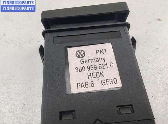 купить Кнопка обогрева заднего стекла на Volkswagen Passat B5+ (GP)