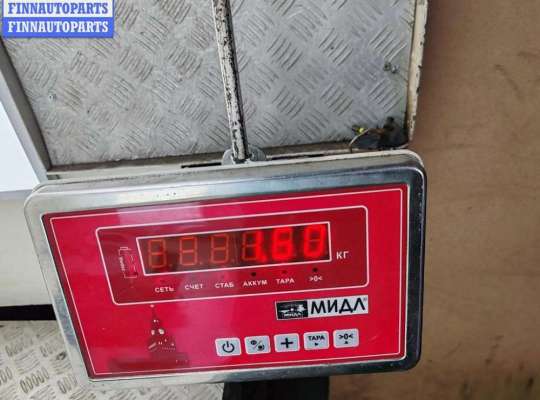 купить Накладка декоративная на двигатель на Volkswagen Golf-6