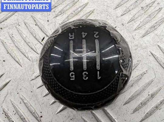 Купить Рукоятка (ручка кулисы) КПП на Audi A4 B5 (1994-2001) Рукоятка (ручка кулисы) КПП AU1752010 на Audi A4 B5 (1994-2001)