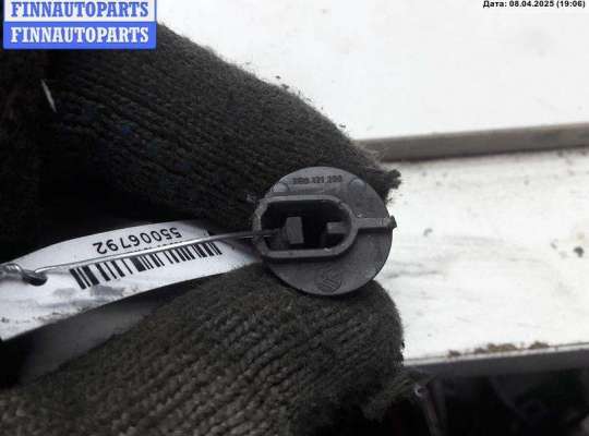 купить Кронштейн крепления на Volkswagen Passat B5