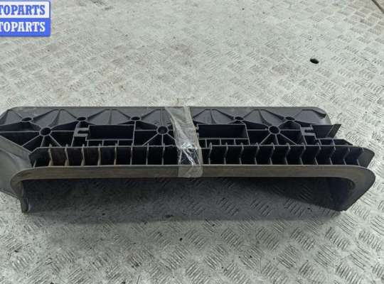 купить Накладка на порог внутренняя (салона) на Volkswagen Transporter T4