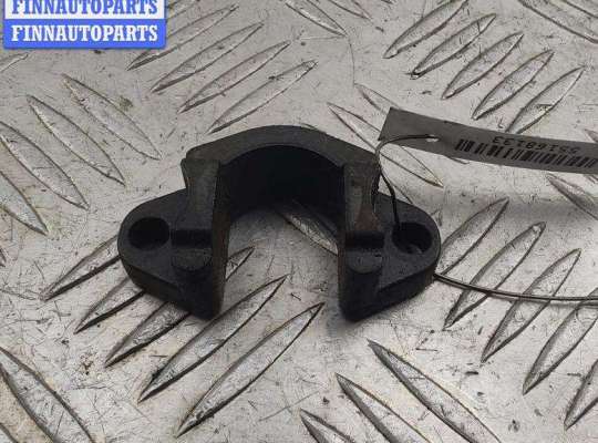 купить Скоба (кронштейн) крепления форсунки на BMW 5 E60/E61 (2003-2010)