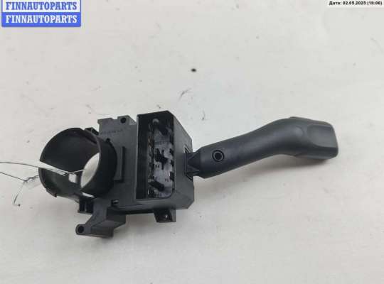 купить Переключатель поворотов на Volkswagen Golf-4
