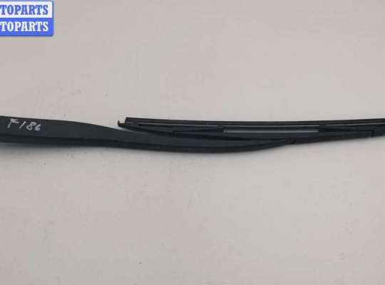 Щеткодержатель (поводок стеклоочистителя) задний OP2415701 на Opel Astra G (1998-2004)