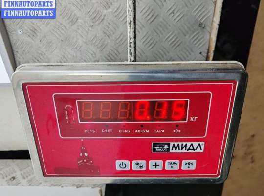 купить Молдинг стекла двери задней правой наружный на Volvo 850