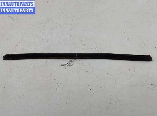 купить Молдинг стекла двери задней правой наружный на Volvo 850