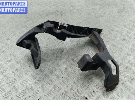 Купить Кронштейн бампера заднего на Peugeot 308 T7 (2007-2013) Кронштейн бампера заднего PG1178099 на Peugeot 308 T7 (2007-2013)