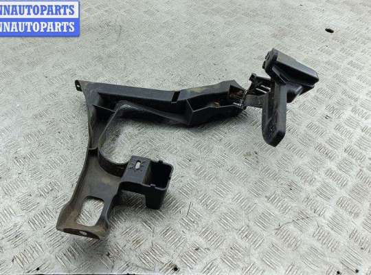 купить Кронштейн бампера заднего на Peugeot 308 T7 (2007-2013)