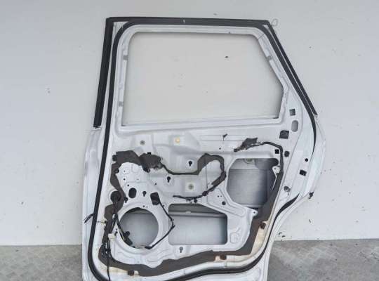купить Дверь боковая задняя правая на Ford Mondeo IV (2007-2014)