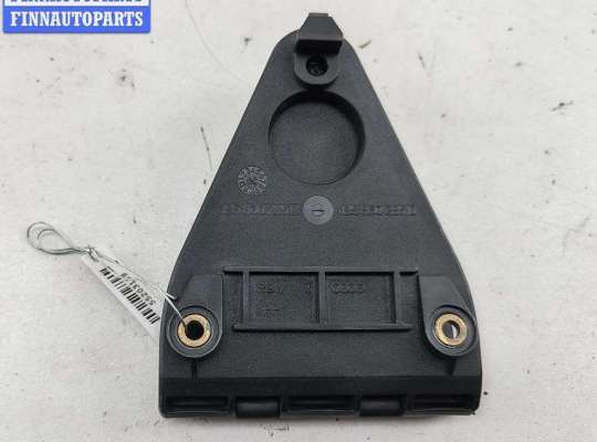 купить Кронштейн крепления на Audi A6 C5 (1997-2005)