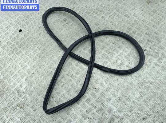 купить Уплотнитель двери задней левой на Skoda Octavia mk3 (A7 5E) 2013-2020