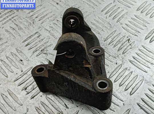 купить Кронштейн генератора на Volkswagen Transporter T4