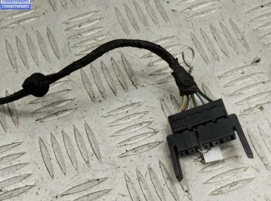 купить Разъем (фишка) проводки на Ford Focus I (1998-2005)