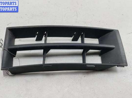 купить Решётка (заглушка) в бампер на Skoda Fabia mk1 (6Y)