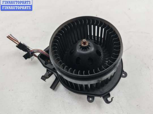 Двигатель отопителя (моторчик печки) MB1579215 на Mercedes C-Class W203 (2000-2006)