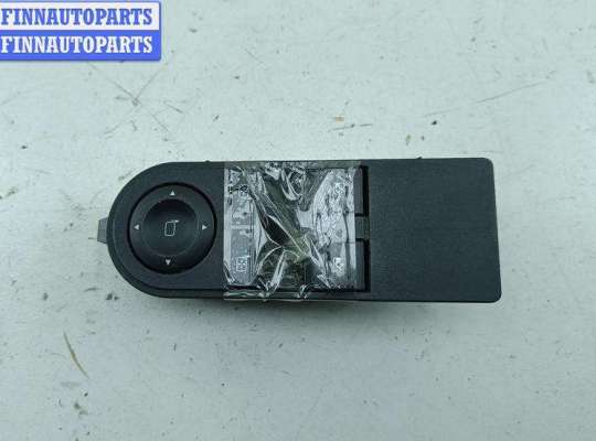 Блок управления стеклоподъёмниками на Opel Astra H / Classic