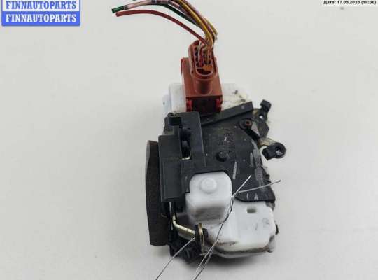 Замок двери передней левой PG1094513 на Peugeot 607