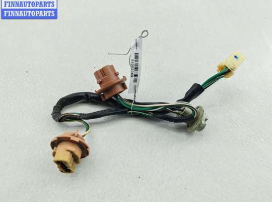 купить Патрон лампы фонаря на Toyota RAV4 (2000-2006) XA20