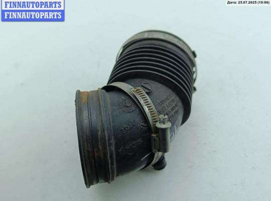 Гофра (патрубок) воздушного фильтра на BMW 1 (E81/E82/E87)