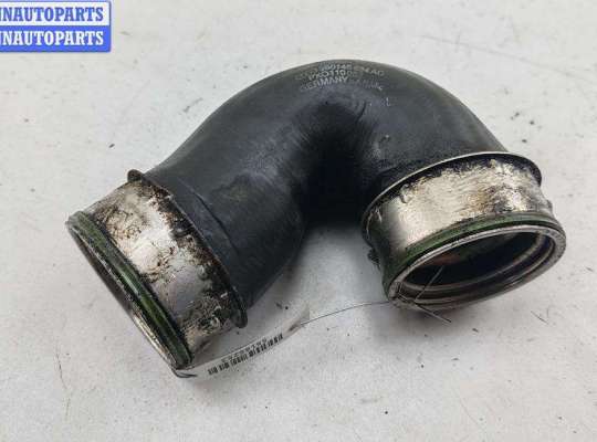 купить Патрубок интеркулера на Volkswagen Passat B5+ (GP)