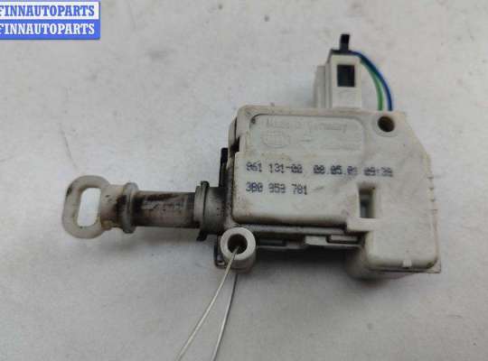 купить Активатор (привод) замка багажника на Volkswagen Passat B5