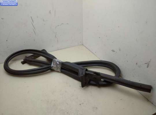 купить Уплотнитель двери задней левой на Ford Transit (2006-2014)