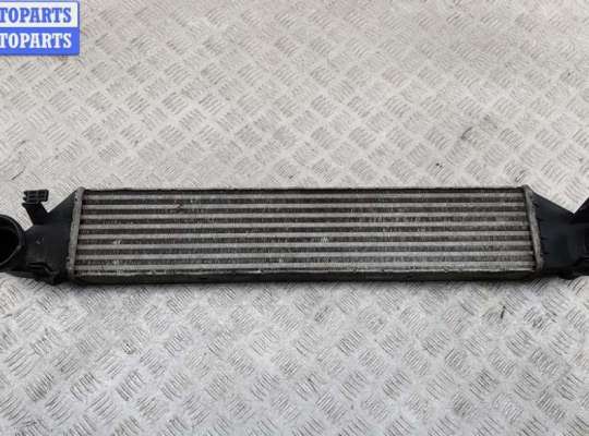 купить Радиатор интеркулера на Mercedes C-Class W203 (2000-2006)