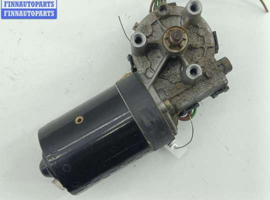 купить Двигатель стеклоочистителя переднего (моторчик дворников) на Volkswagen Passat B5