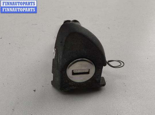 купить Личинка замка на Volkswagen Passat B6