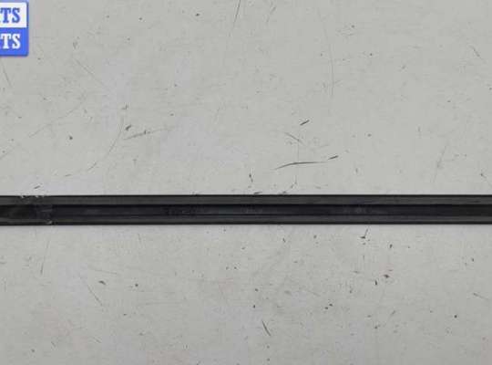 Молдинг на Skoda Octavia Tour (1U, A4)