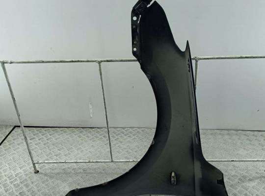 купить Крыло переднее правое на Hyundai i30