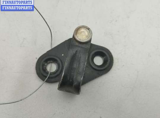 Ответная часть (скоба) замка двери VG2775613 на Volkswagen Transporter T4