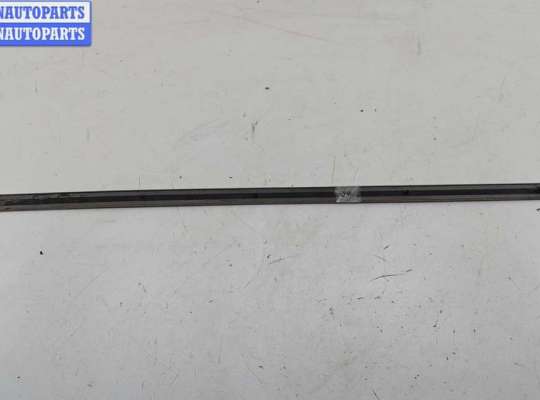 купить Молдинг двери передней левой на Volkswagen Bora