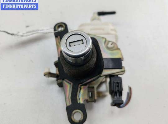 купить Кнопка открывания багажника на Audi A4 B5 (1994-2001)