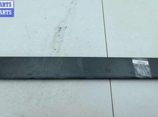 купить Молдинг двери задней левой на Audi A4 B6 (2001-2004)