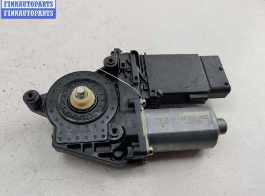 купить Моторчик стеклоподъемника передний правый на Volkswagen Passat B5+ (GP)