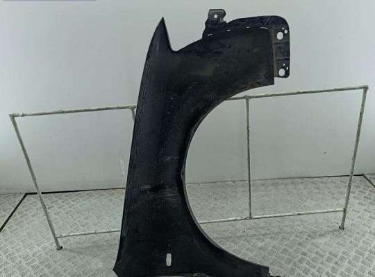 купить Крыло переднее левое на Audi A4 B6 (2001-2004)