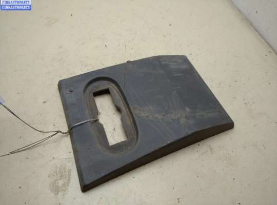 купить Молдинг наружный кузовной задний правый на Volkswagen Crafter