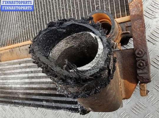 купить Радиатор основной на Kia Sorento 1 (BL, 2002-2009)