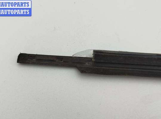 купить Молдинг стекла двери передней правой наружный на Ford Mondeo III (2000-2007)