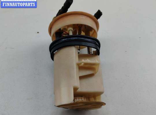 купить Насос топливный на Mitsubishi Carisma