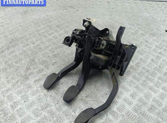 купить Узел педальный на Fiat Doblo (2000-2010)