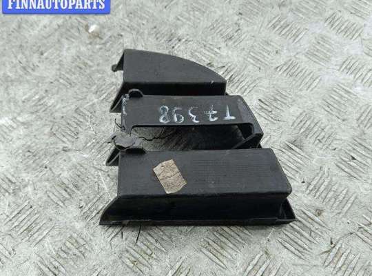 купить Решётка (заглушка) в бампер на Skoda Octavia mk2 (A5 1Z) 2004-2013